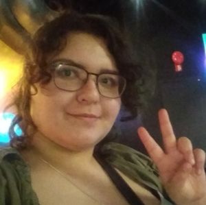 Meet your Posher, Claire